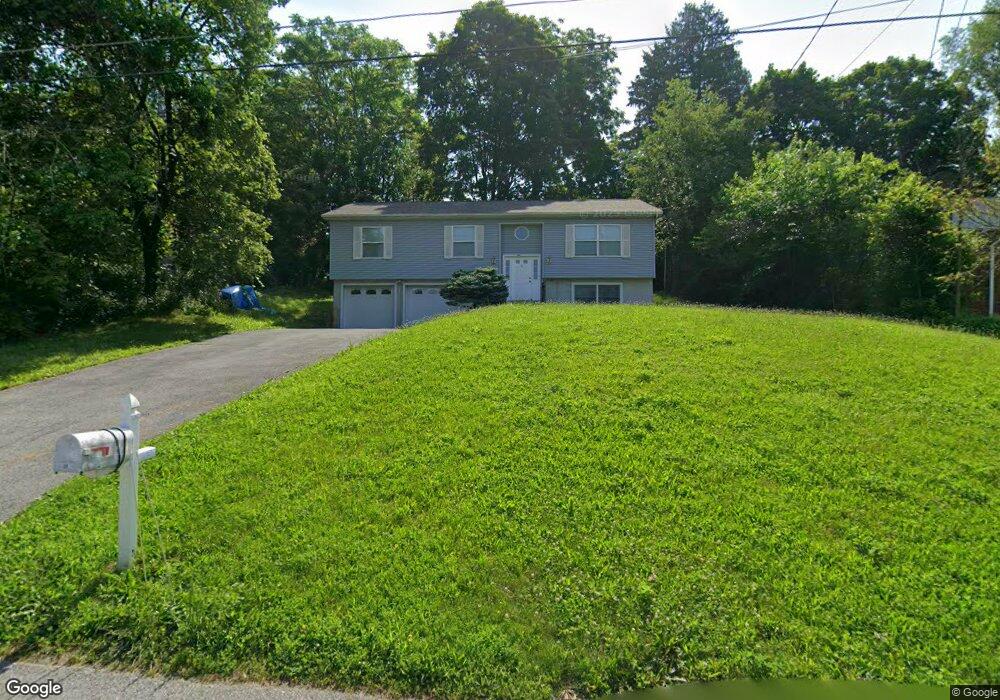 26 Longview Rd, Poughkeepsie, NY 12603 - photo 1