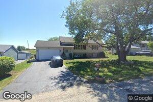 3503 Forest Rd, McHenry, IL 60050