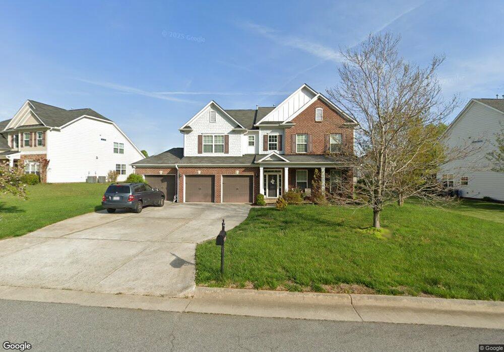 2367 Rockland Cir, High Point, NC 27265 - photo 1