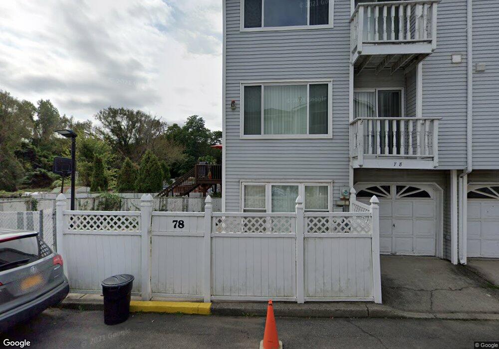 78 Simmons Ln, Staten Island, NY 10314 - photo 1