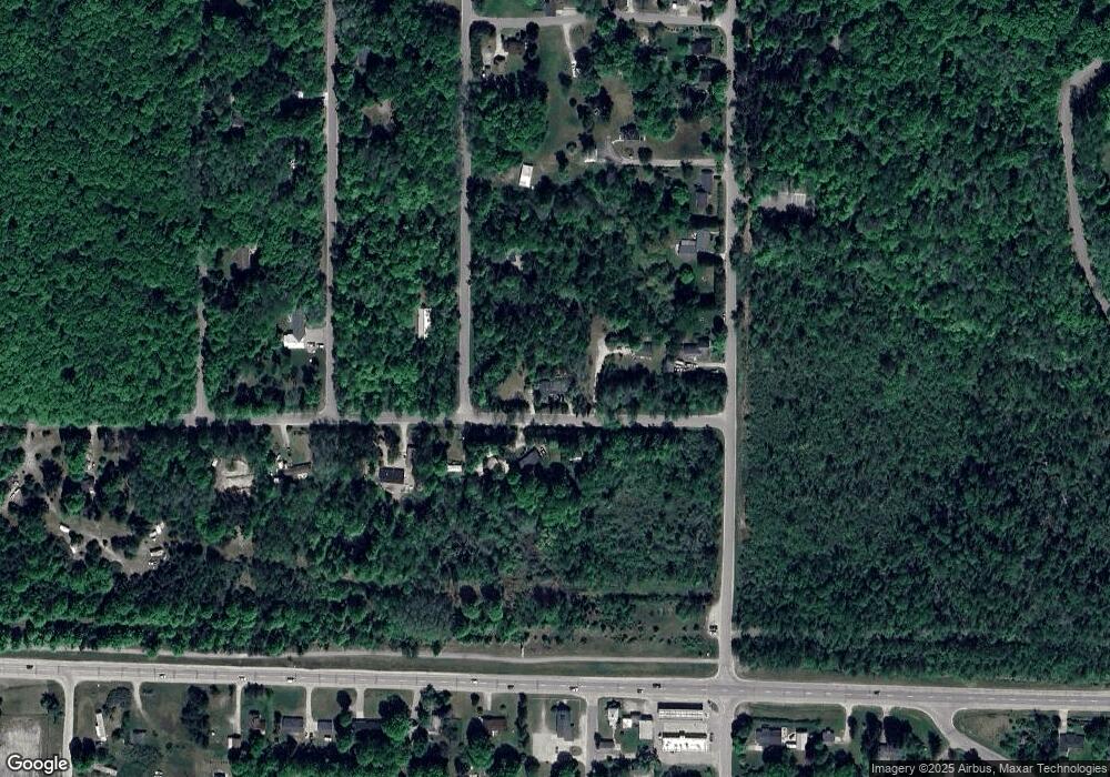 6085 Division St, Charlevoix, MI 49720 - photo 1