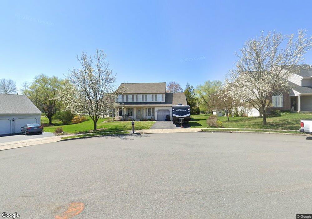 11 Boxwood Ct, Reading, PA 19606 - photo 1