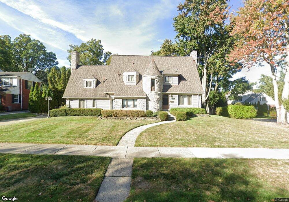 253 Hupp Cross Rd, Bloomfield Hills, MI 48301 - photo 1