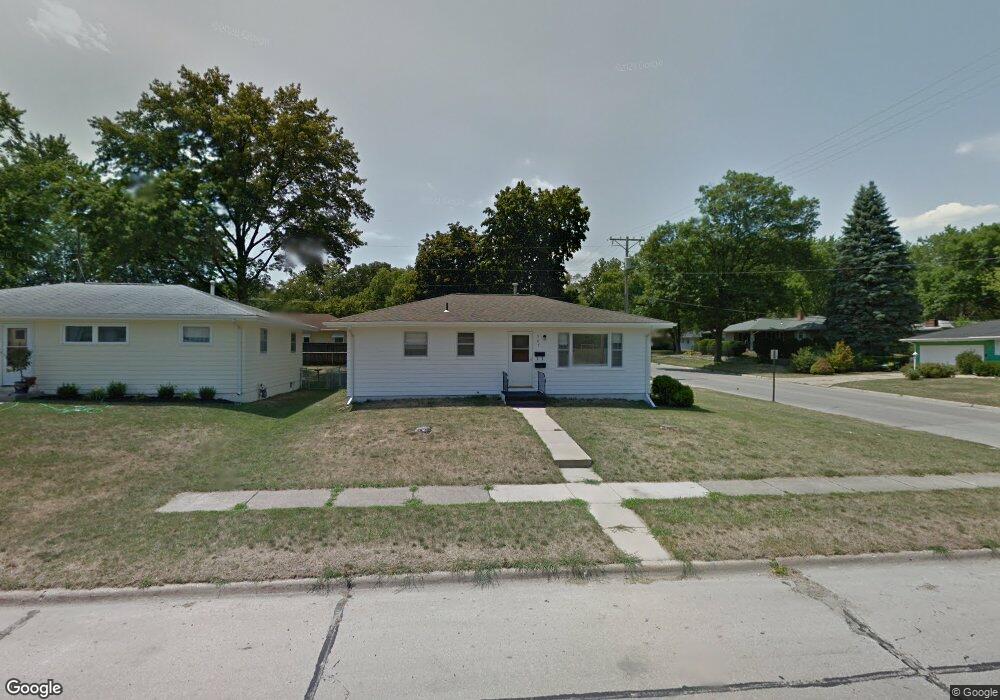 707 36th St SE, Cedar Rapids, IA 52403 - photo 1