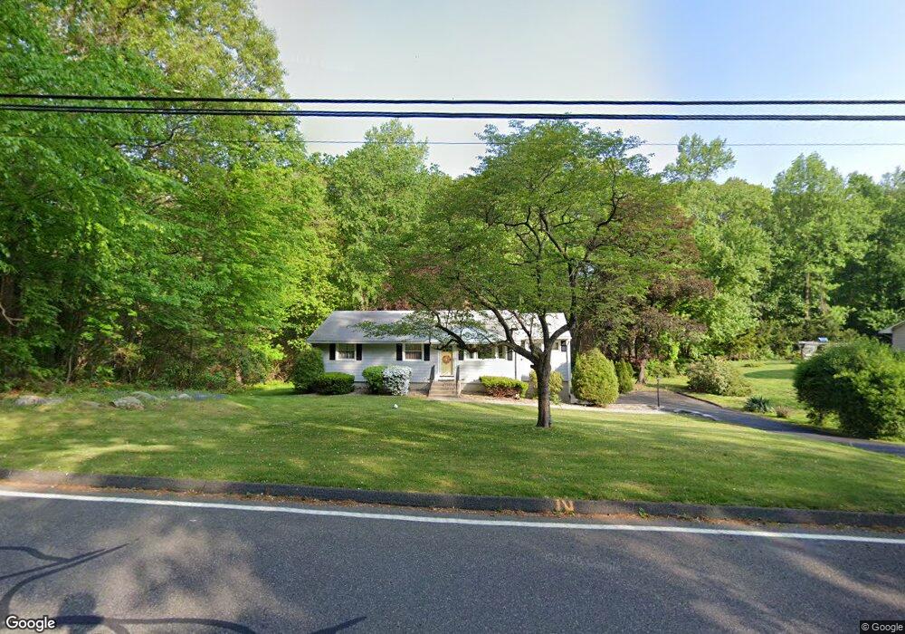 77 Columbine Dr, Trumbull, CT 06611 - photo 1