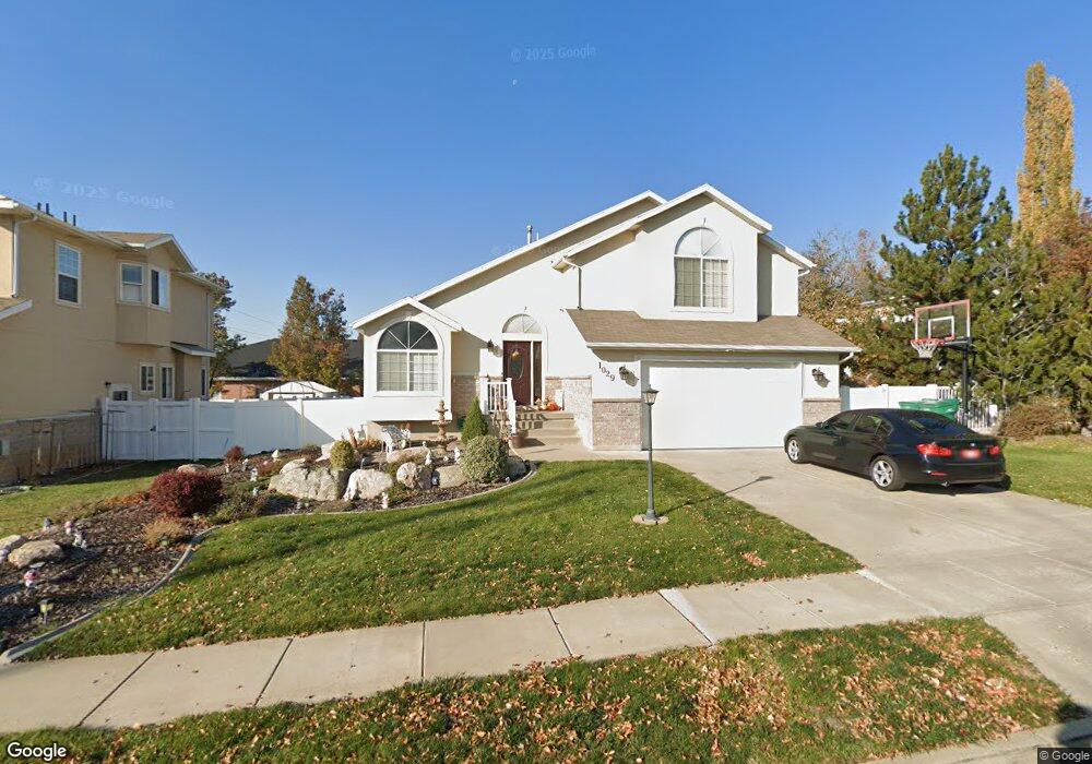 1029 N 300 E, Layton, UT 84041 - photo 1