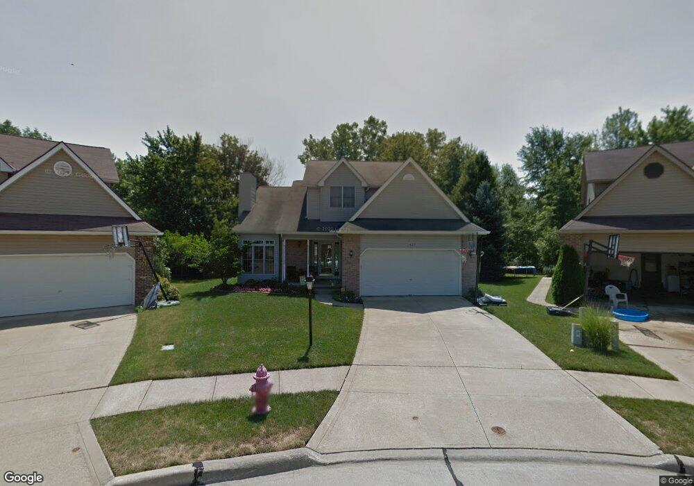 1405 Loriann Dr, Berea, OH 44017 - photo 1