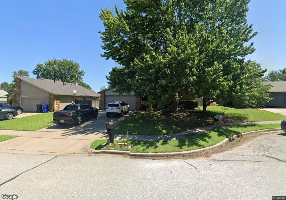 3901 S Walnut Ave, Broken Arrow, OK 74011 - photo 1