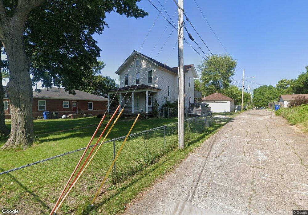 1214 Arlington Ave, Davenport, IA 52803 - photo 1