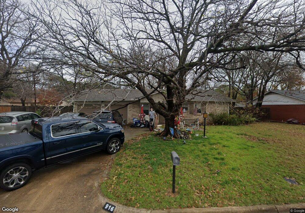 916 Venice St, Hurst, TX 76053 - photo 1