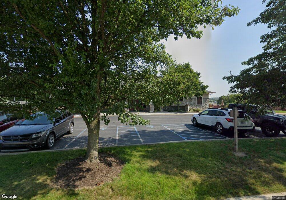 211 Water St, Bluffton, IN 46714 - photo 1