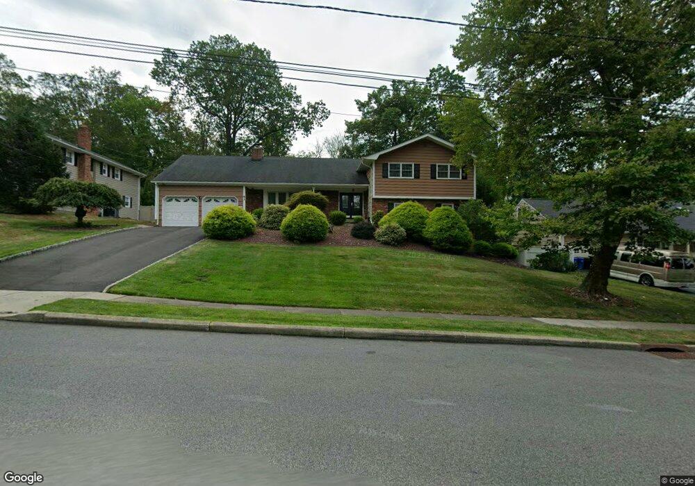 41 Tall Oaks Dr, Wayne, NJ 07470 - photo 1