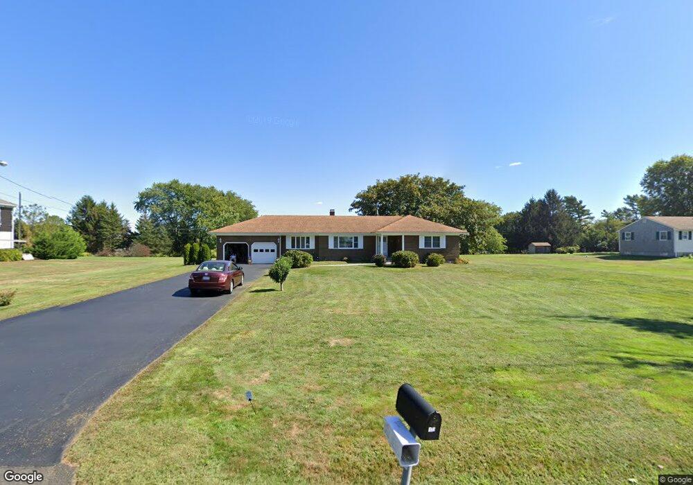 123 Honeyman Ave, Middletown, RI 02842 - photo 1