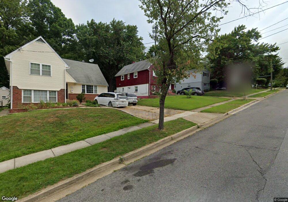 6004 Mustang Dr, Riverdale, MD 20737 - photo 1