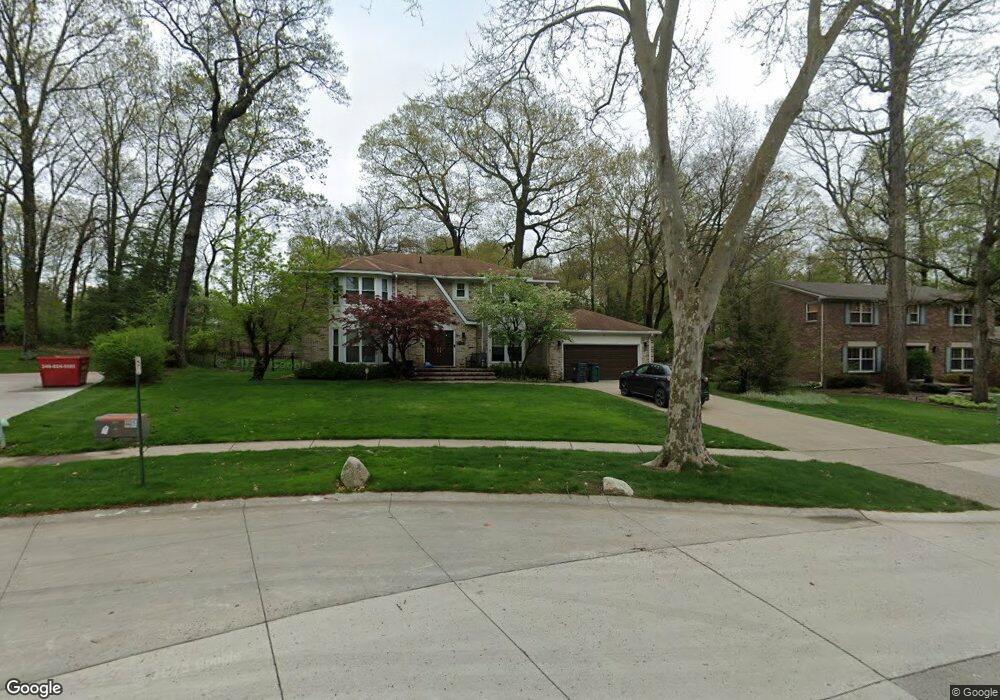 2560 Homewood Dr, Troy, MI 48098 - photo 1