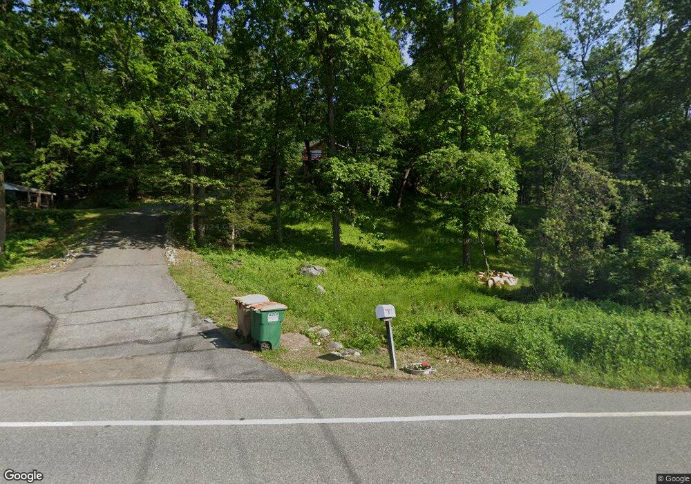 401 Oscawana Lake Rd, Putnam Valley, NY 10579 - photo 1