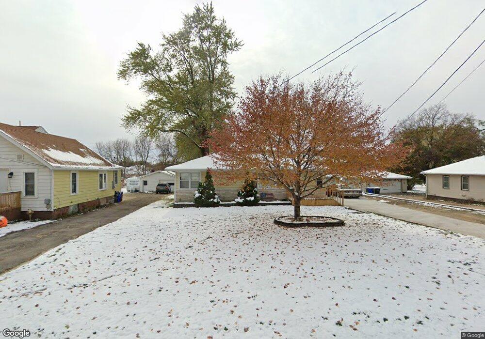 53 36th Ave SW, Cedar Rapids, IA 52404 - photo 1