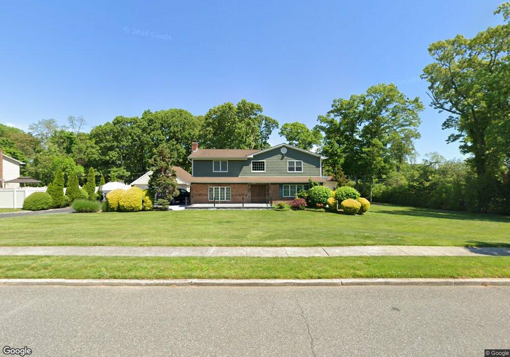3 Brian St, ComMacK, NY 11725 - photo 1