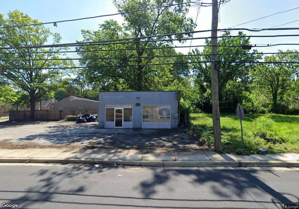 900 Larchmont Ave, Capitol Heights, MD 20743 - photo 1