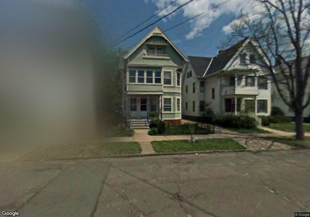 123 Maple St unit 1st Floor, New Haven, CT 06511 - photo 1