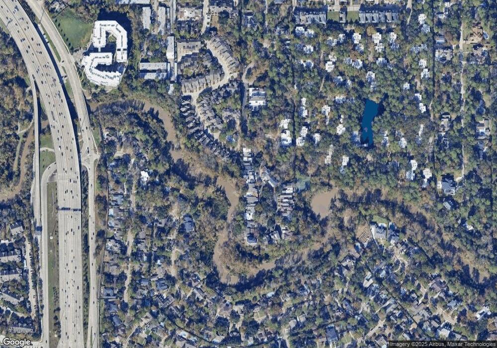 58 Legend Ln, Houston, TX 77024 - photo 1