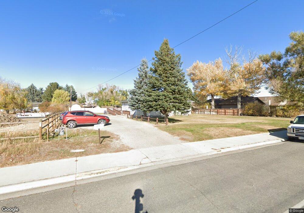 2713 Cougar Ave, Cody, WY 82414 - photo 1