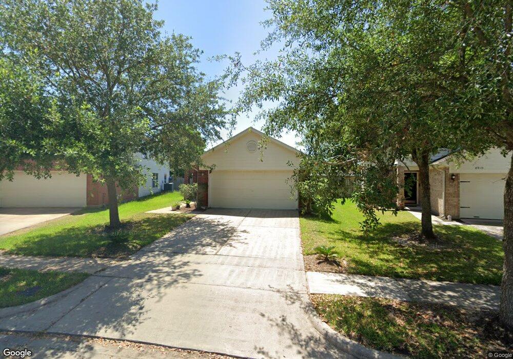 8914 Sporan Ln, Houston, TX 77075 - photo 1