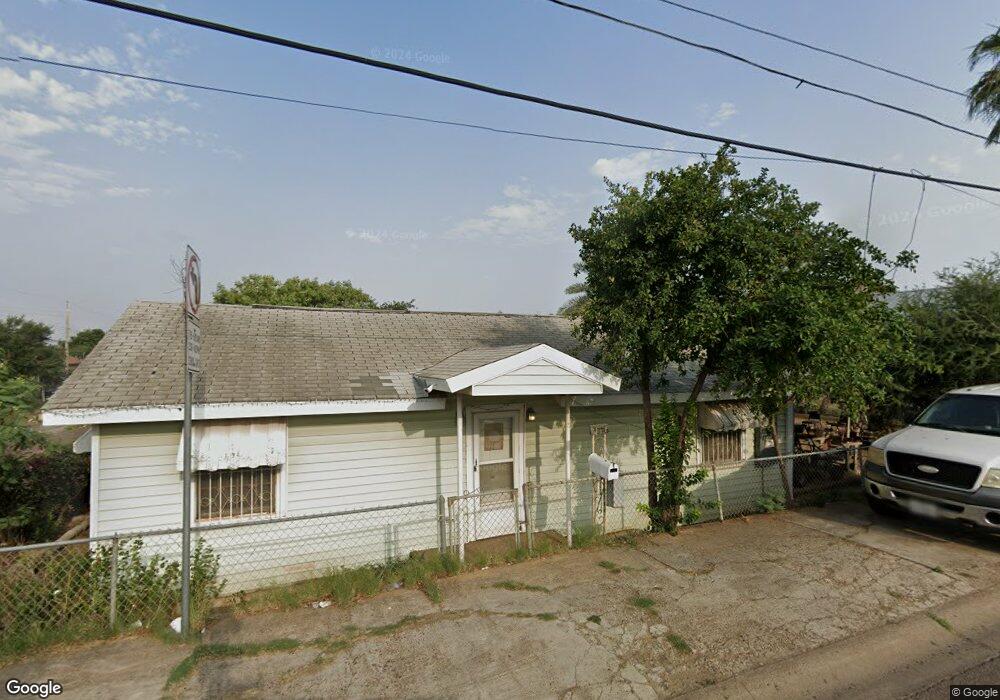 2402 Springfield Ave, Laredo, TX 78040 - photo 1