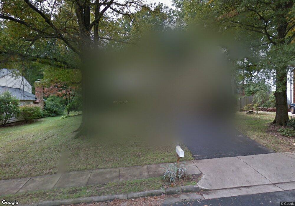 9323 Tovito Dr, Fairfax, VA 22031 - photo 1