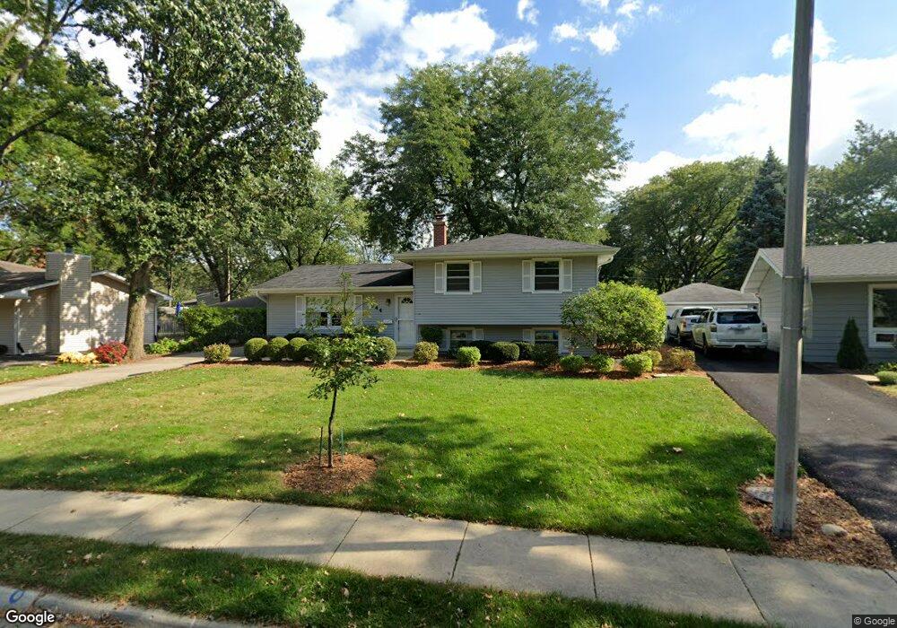 344 Sycamore Dr, Naperville, IL 60540 - photo 1