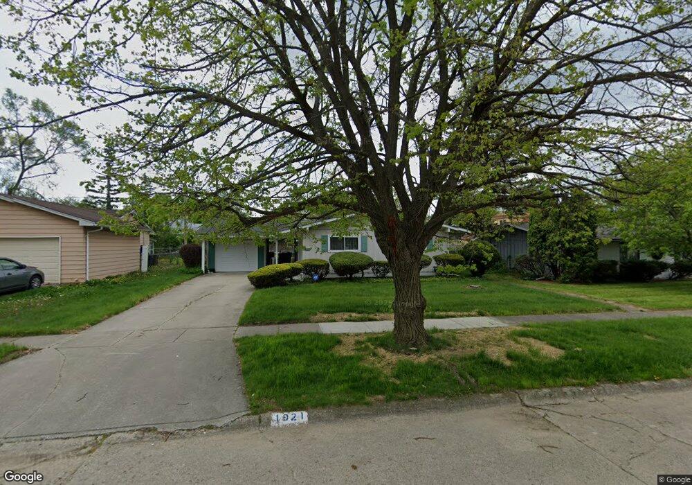 1929 Greenbriar Ln, Flint, MI 48507 - photo 1