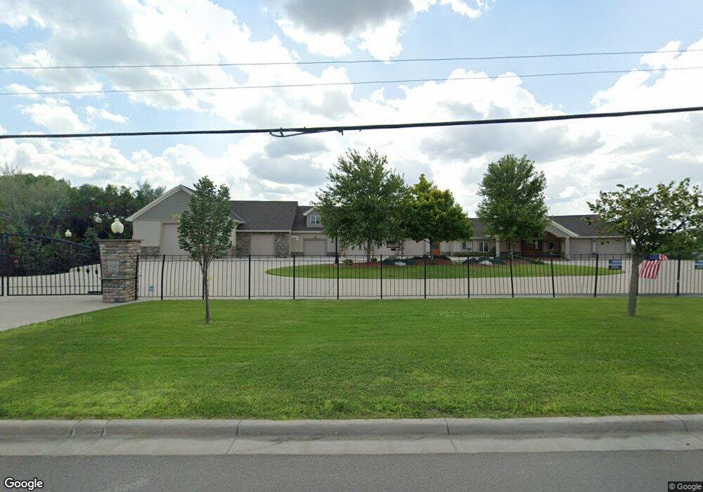 920 10th St NE, Sauk Rapids, MN 56379 - photo 1