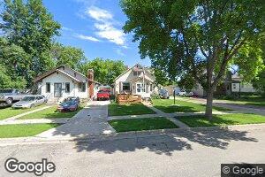913 2nd St NE, Devils Lake, ND 58301