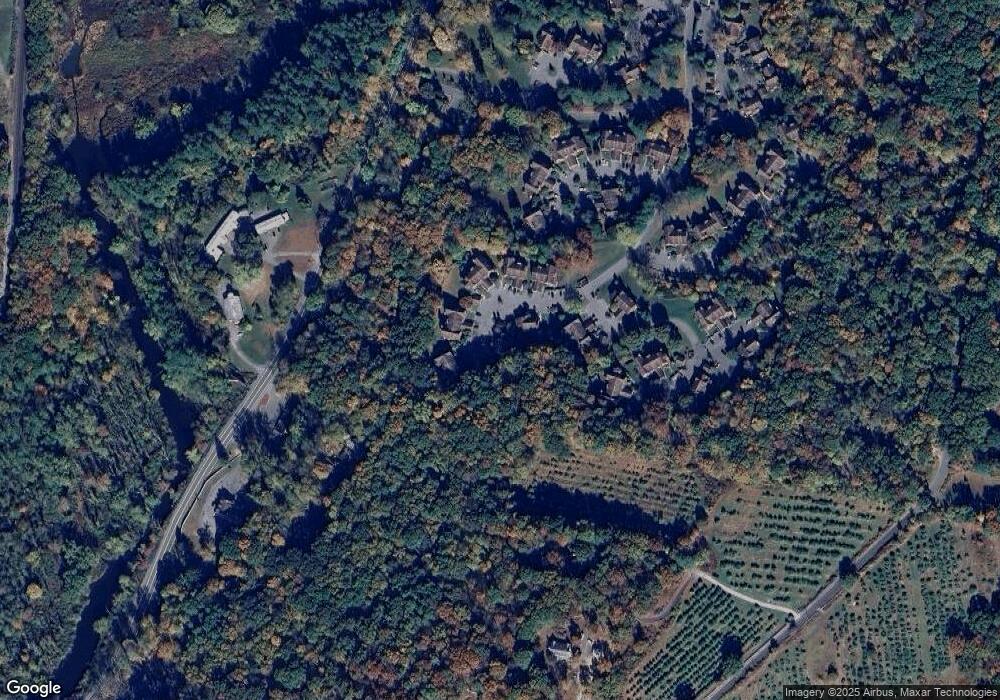 601 Apple Tree Ln, Brewster, NY 10509 - photo 1