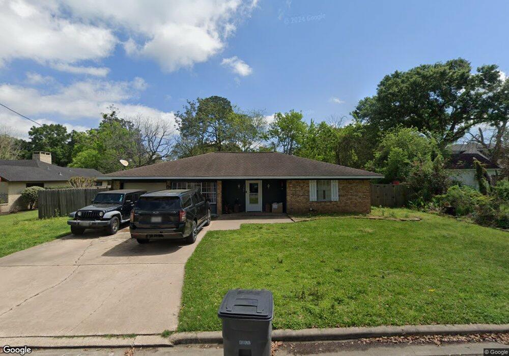 3207 Avenue J, Bay City, TX 77414 - photo 1