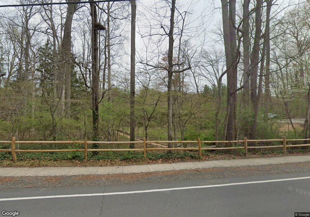 6311 Waterway Dr, Falls Church, VA 22044 - photo 1