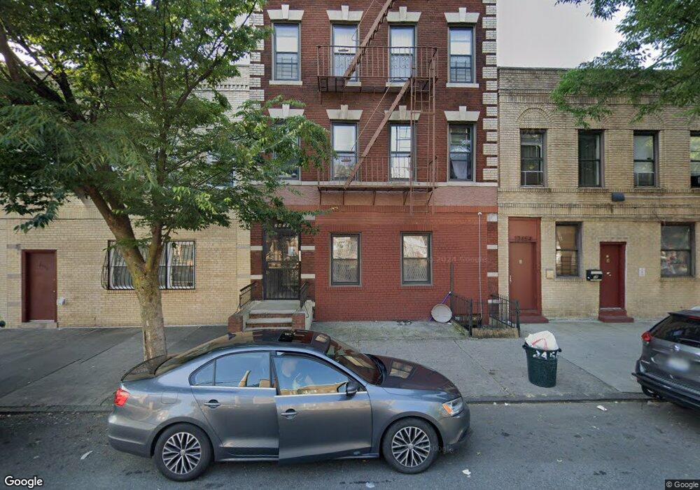 2456 Arthur Ave, Bronx, NY 10458 - photo 1