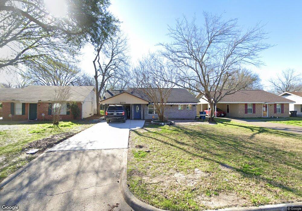 2513 W 5th Ave, Corsicana, TX 75110 - photo 1