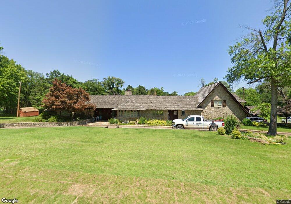 1100 S Highland Ave, Cushing, OK 74023 - photo 1