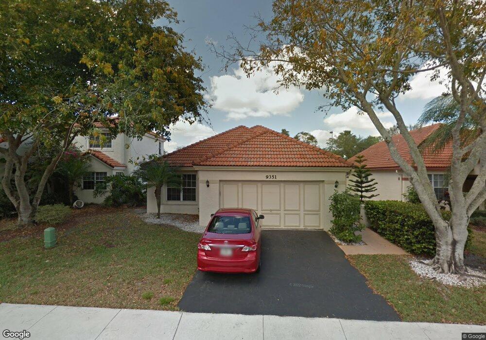 9351 Oak Grove Cir, Davie, FL 33328 - photo 1