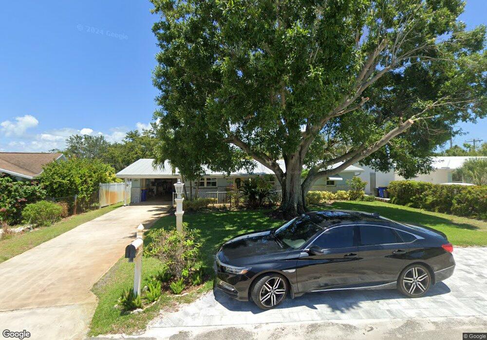 1977 NE Ridge Ave, Jensen Beach, FL 34957 - photo 1