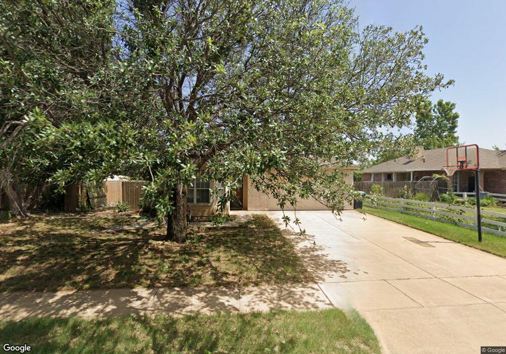 2401 Wildwood Ln, Denton, TX 76210 - photo 1