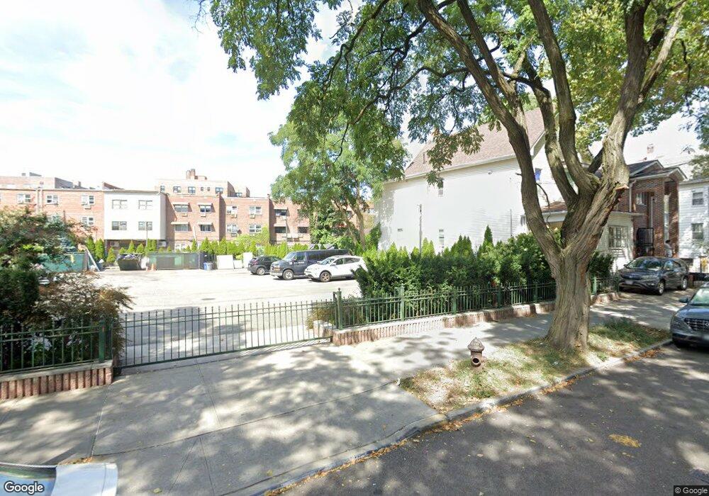 14345 Franklin Ave, Flushing, NY 11355 - photo 1