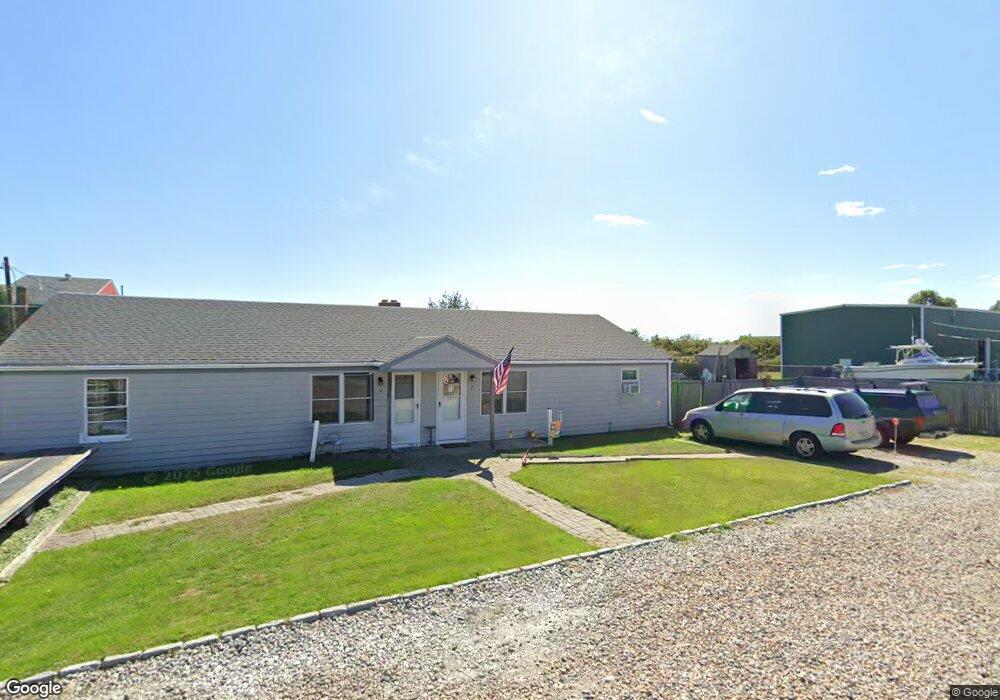 3 Vierra Terrace, Middletown, RI 02842 - photo 1