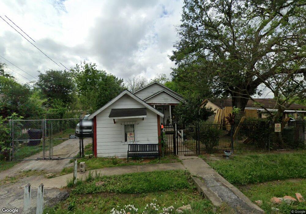 3320 Coal St, Houston, TX 77026 - photo 1