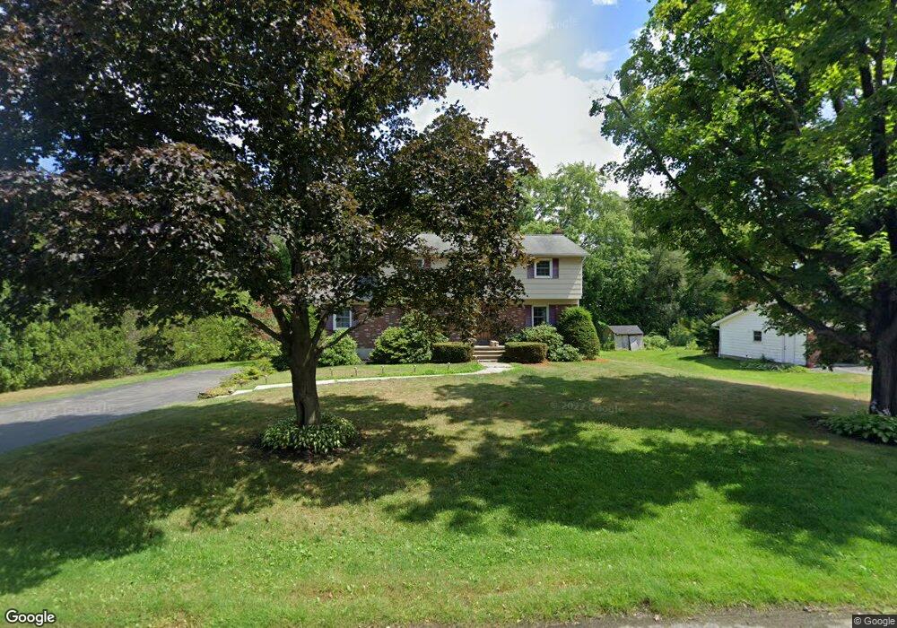 8 Berkley Rd, Schenectady, NY 12302 - photo 1