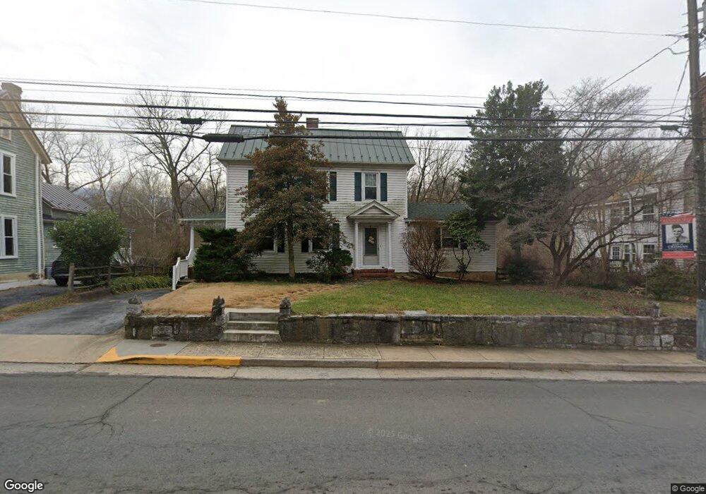 205 S Main St, Edinburg, VA 22824 - photo 1