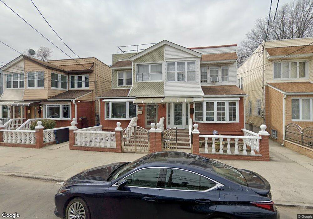 9416 76th St, Ozone Park, NY 11416 - photo 1