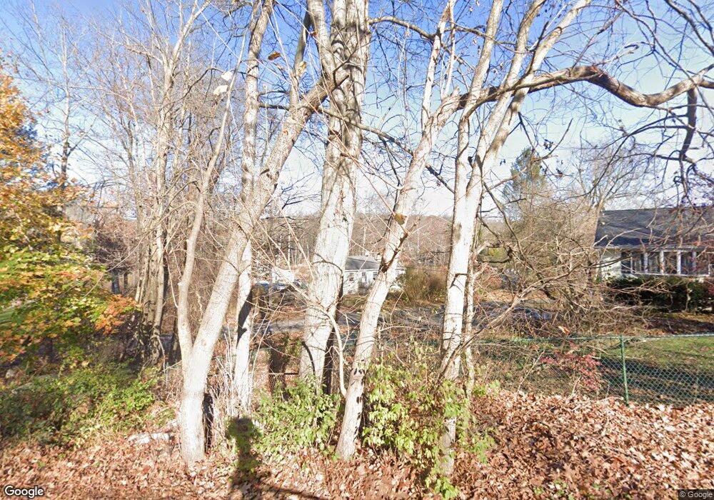 13 Eldred Rd, New Fairfield, CT 06812 - photo 1