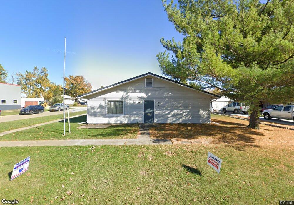 924 E 8th St N, Newton, IA 50208 - photo 1